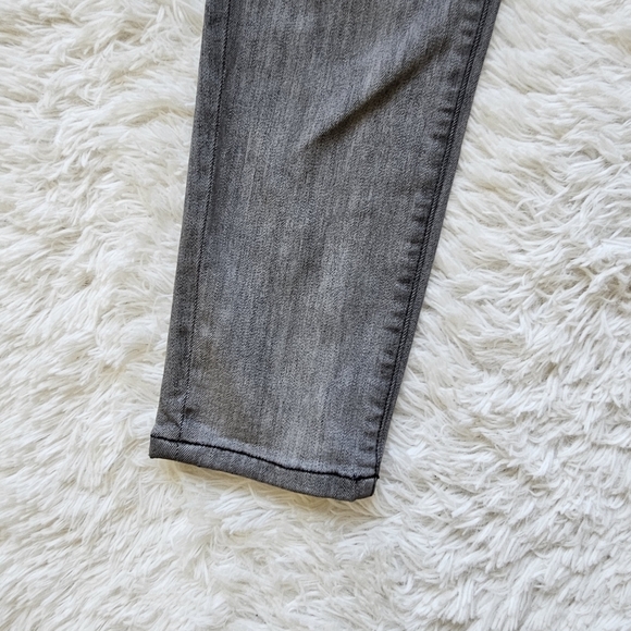 LL Bean Signature Womens Boyfriend Jeans Gray‎ Wash size 10 - Picture 5 of 13